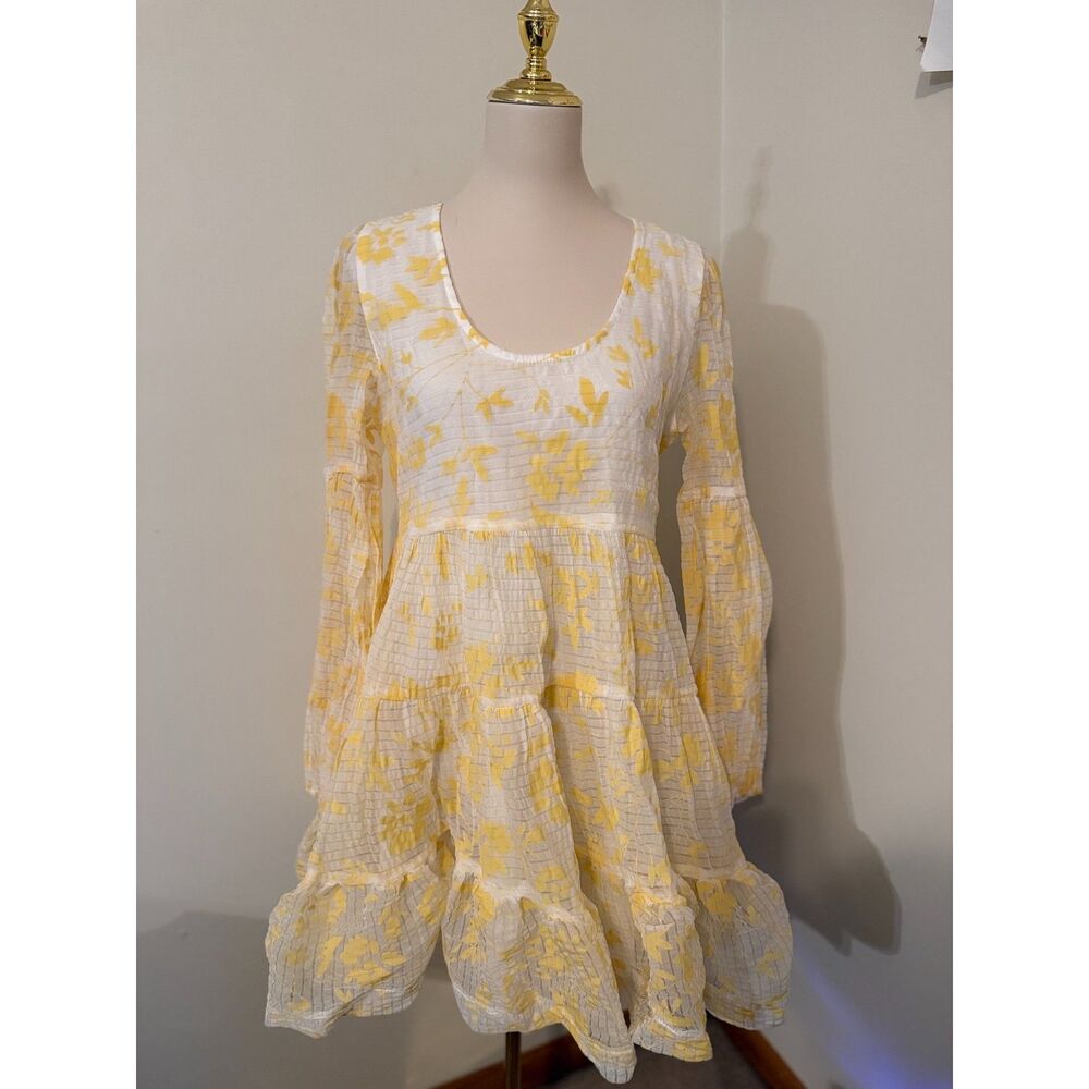 En Saison Yellow Floral Tiered Mini Dress Women’s M Long Sleeve Cottagecore